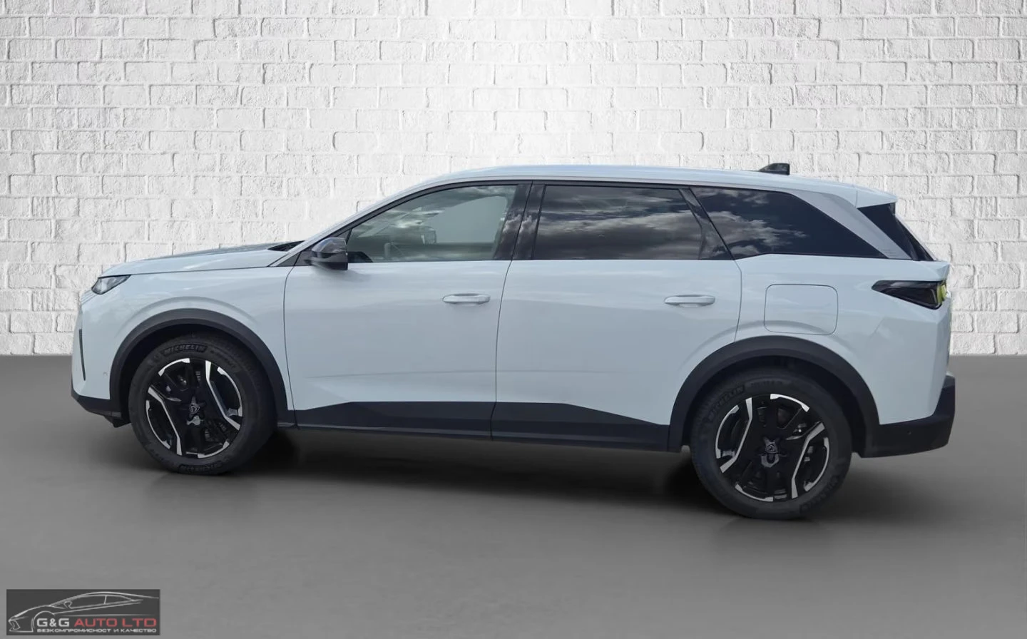 Peugeot 5008 PHEV/195HP/ALLURE/7S/CAM/LED/NAVI/KLESS/632q, снимка 3 - Автомобили и джипове - 55753204