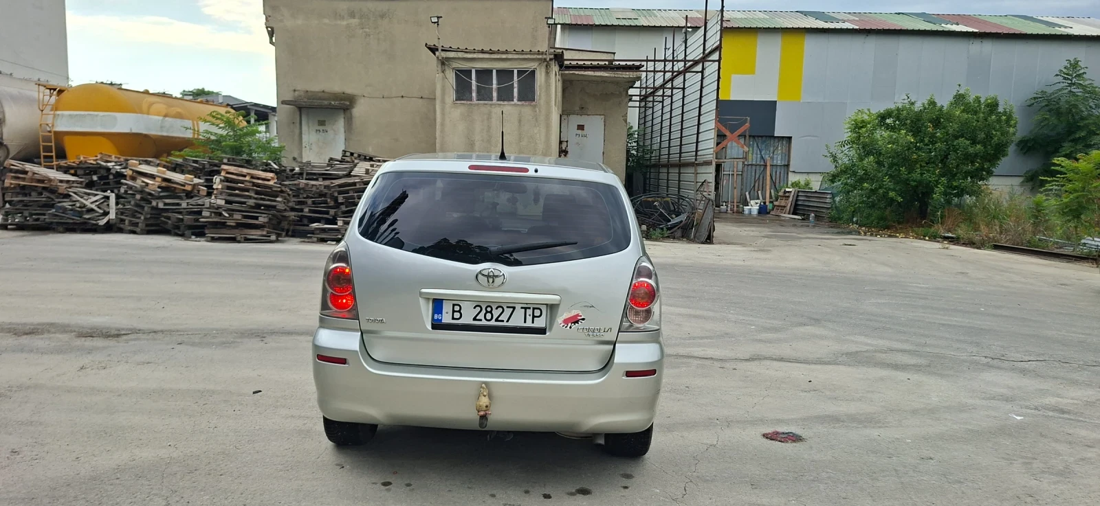 Toyota Corolla verso, снимка 14 - Автомобили и джипове - 55838593