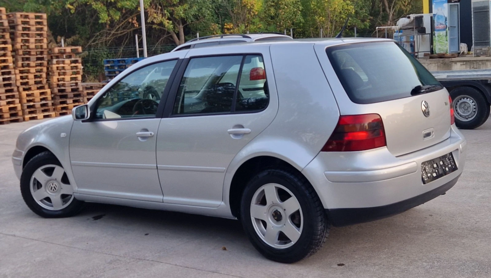 VW Golf 1.9TDI 90к.с., снимка 2 - Автомобили и джипове - 56132985