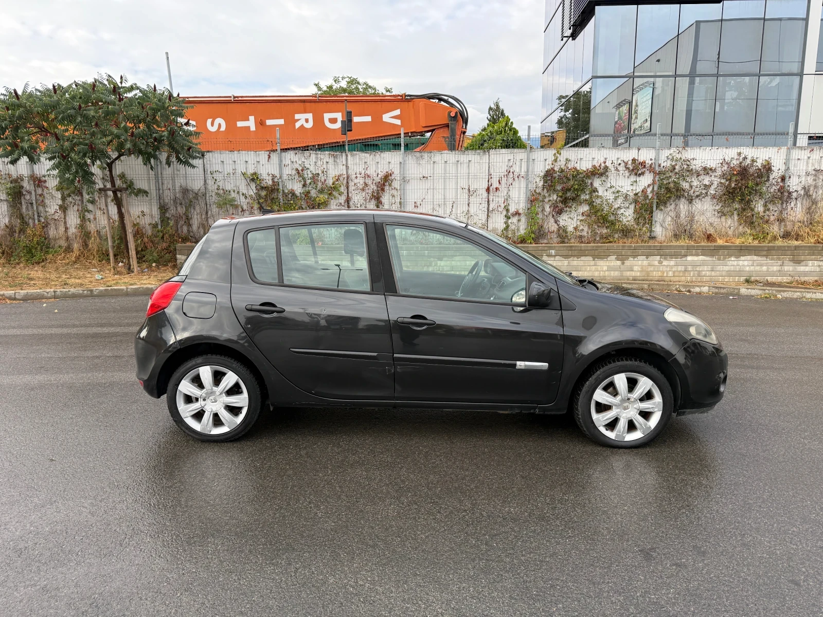 Renault Clio 1.2 tce-БЕНЗИН, снимка 5 - Автомобили и джипове - 56232055