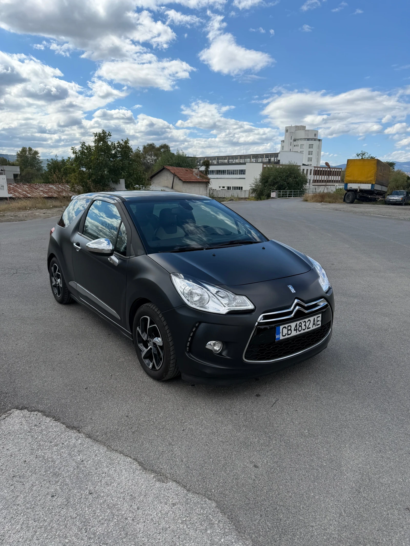 Citroen DS3 1.6 T 156hp кожа подгрев паркторник, снимка 2 - Автомобили и джипове - 56245167