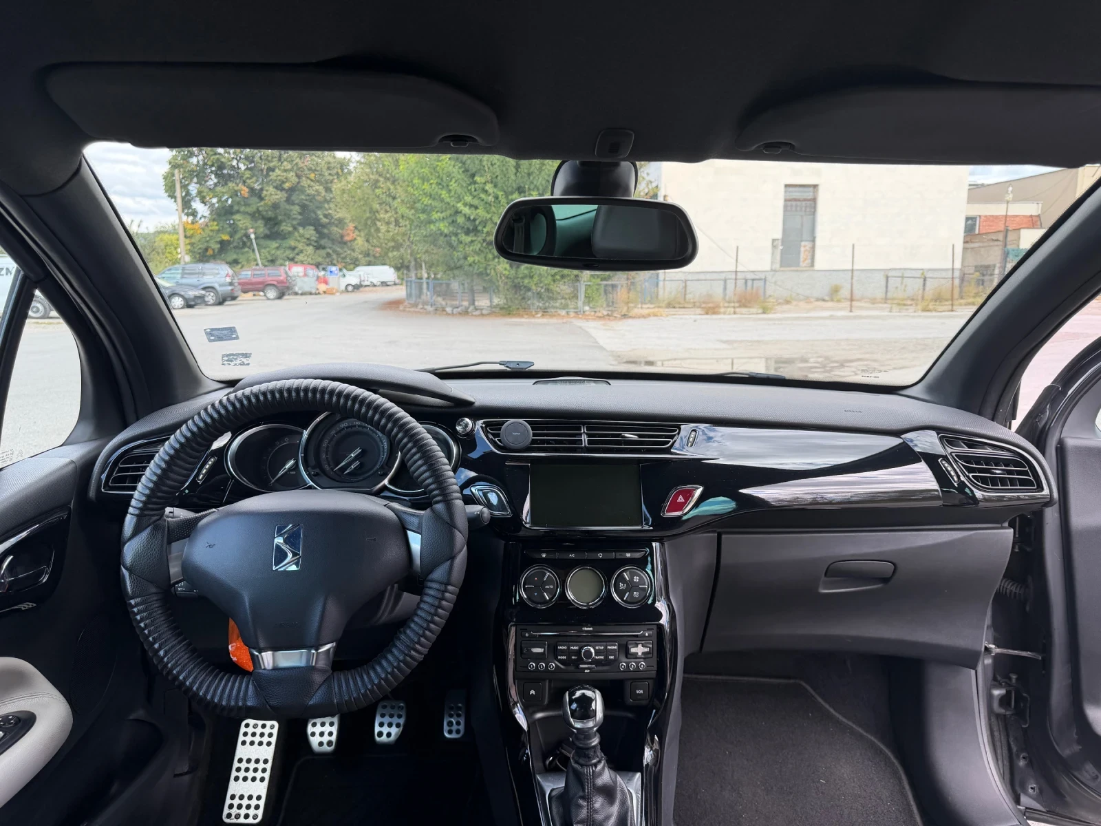 Citroen DS3 1.6 T 156hp кожа подгрев паркторник, снимка 8 - Автомобили и джипове - 56245167