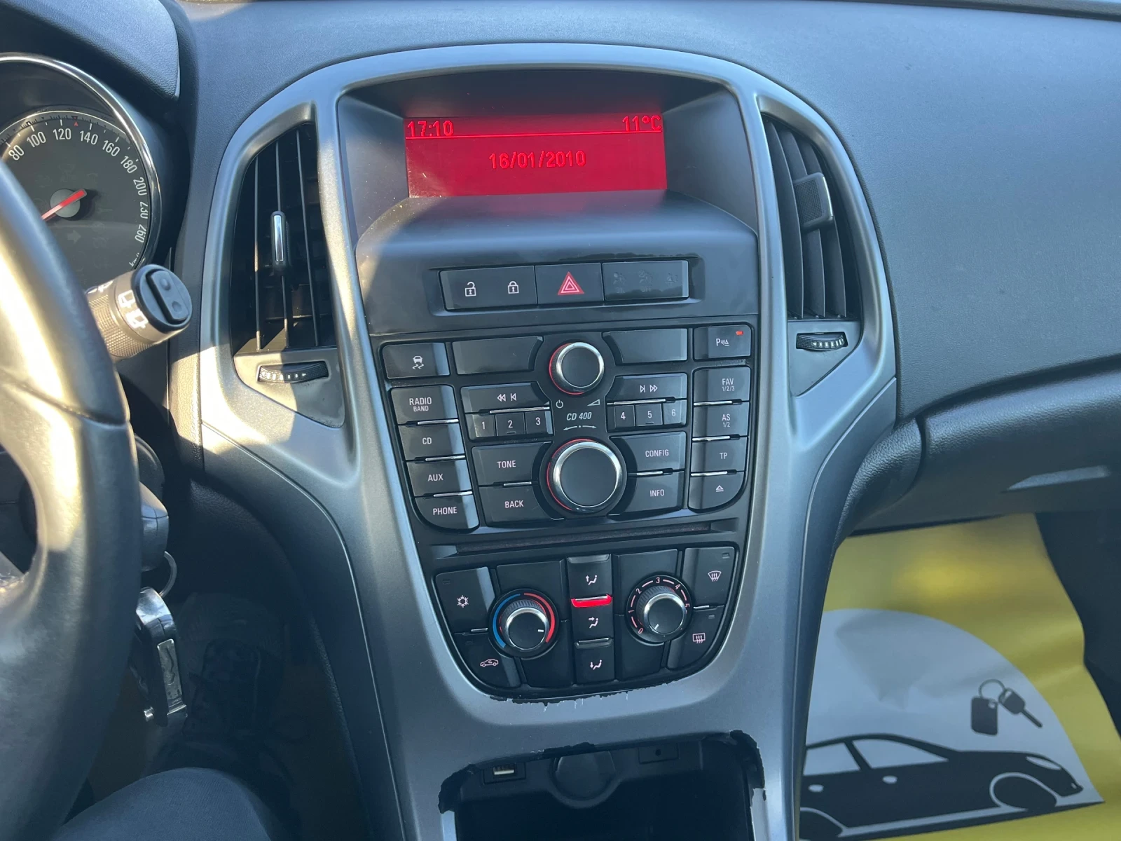 Opel Astra 1.7cdti, снимка 11 - Автомобили и джипове - 56334009