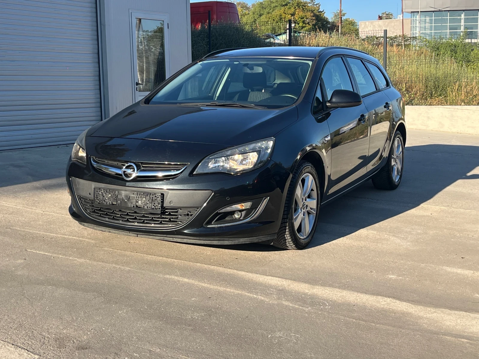 Opel Astra 1.7cdti, снимка 2 - Автомобили и джипове - 56334009