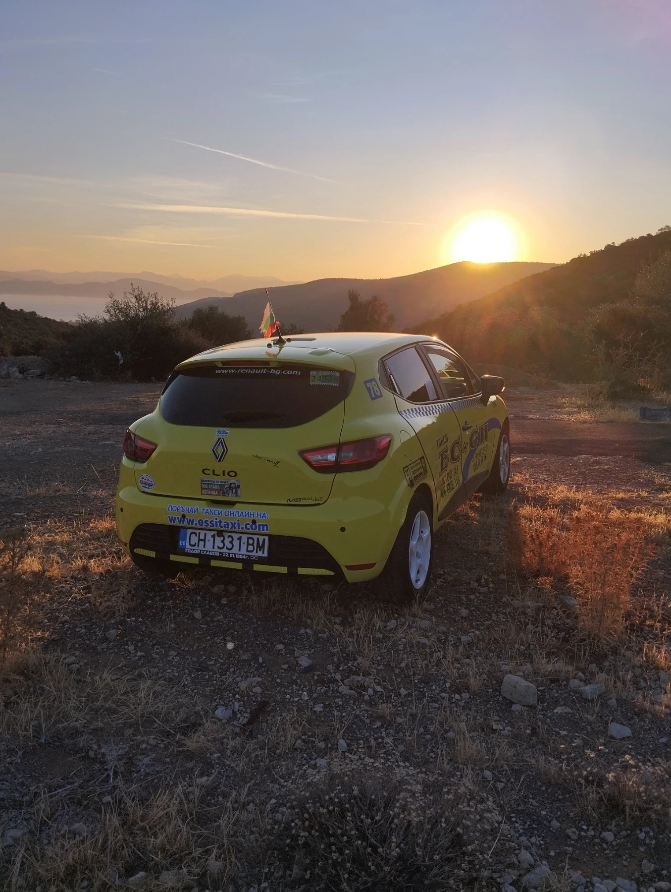 Renault Clio, снимка 6 - Автомобили и джипове - 56437423