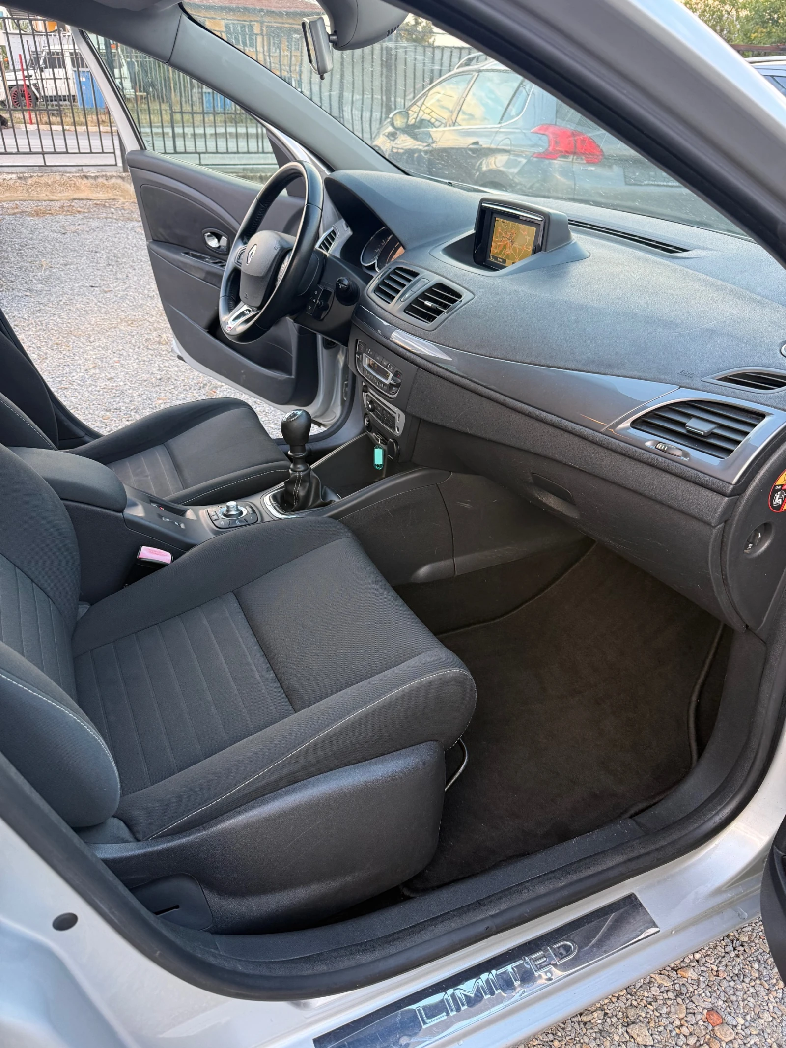 Renault Megane 1.5 DCI, LIMITED | Mobile.bg � ����������� 9