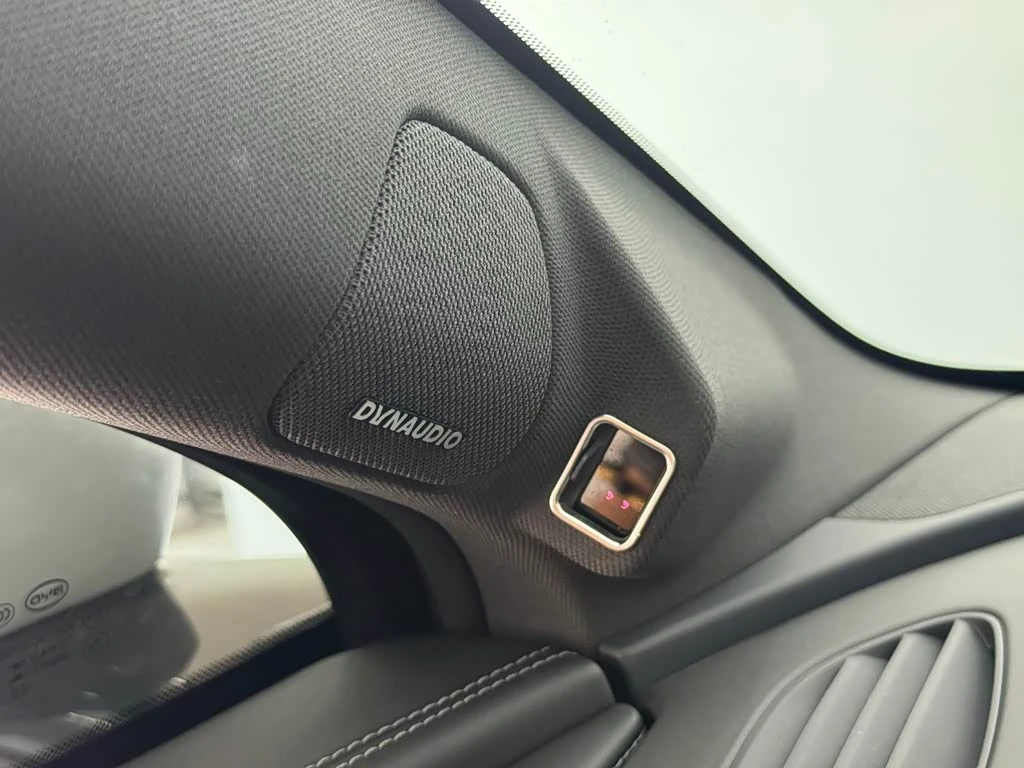 BYD Sealion 7 610 Smart Drive Edition, снимка 15 - Автомобили и джипове - 56474364