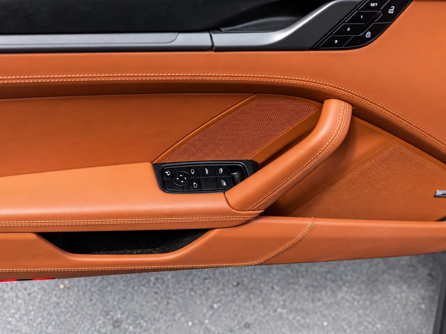 Porsche 911 Cabriolet, снимка 11 - Автомобили и джипове - 56553022