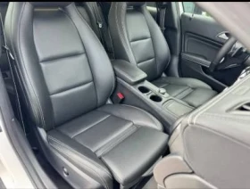 Mercedes-Benz GLA 200, снимка 13