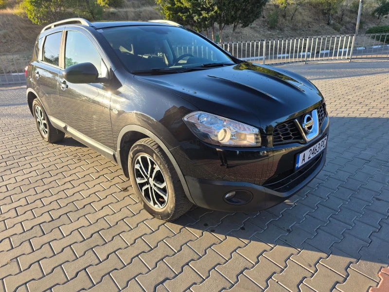 Nissan Qashqai, снимка 7 - Автомобили и джипове - 51790568