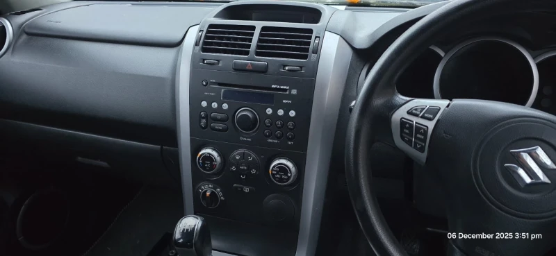 Suzuki Grand vitara, снимка 9 - Автомобили и джипове - 52956590