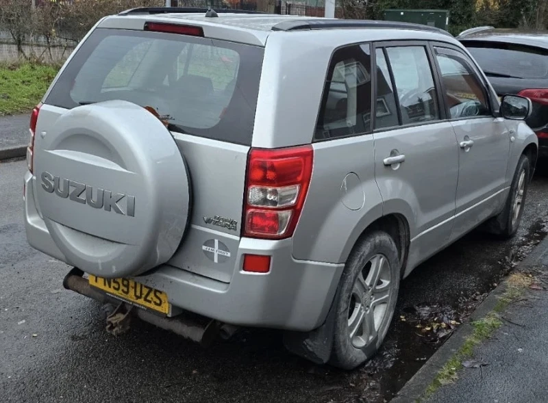 Suzuki Grand vitara, снимка 3 - Автомобили и джипове - 52956590
