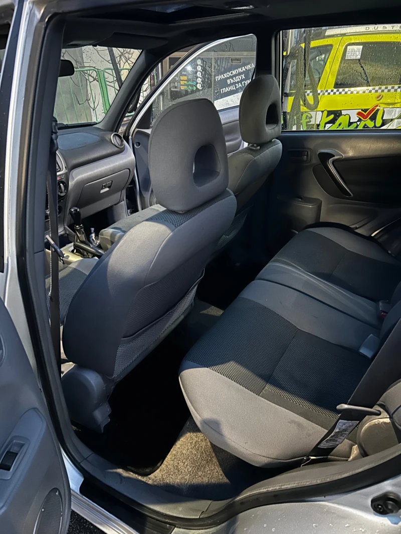 Toyota Rav4, снимка 10 - Автомобили и джипове - 52857070