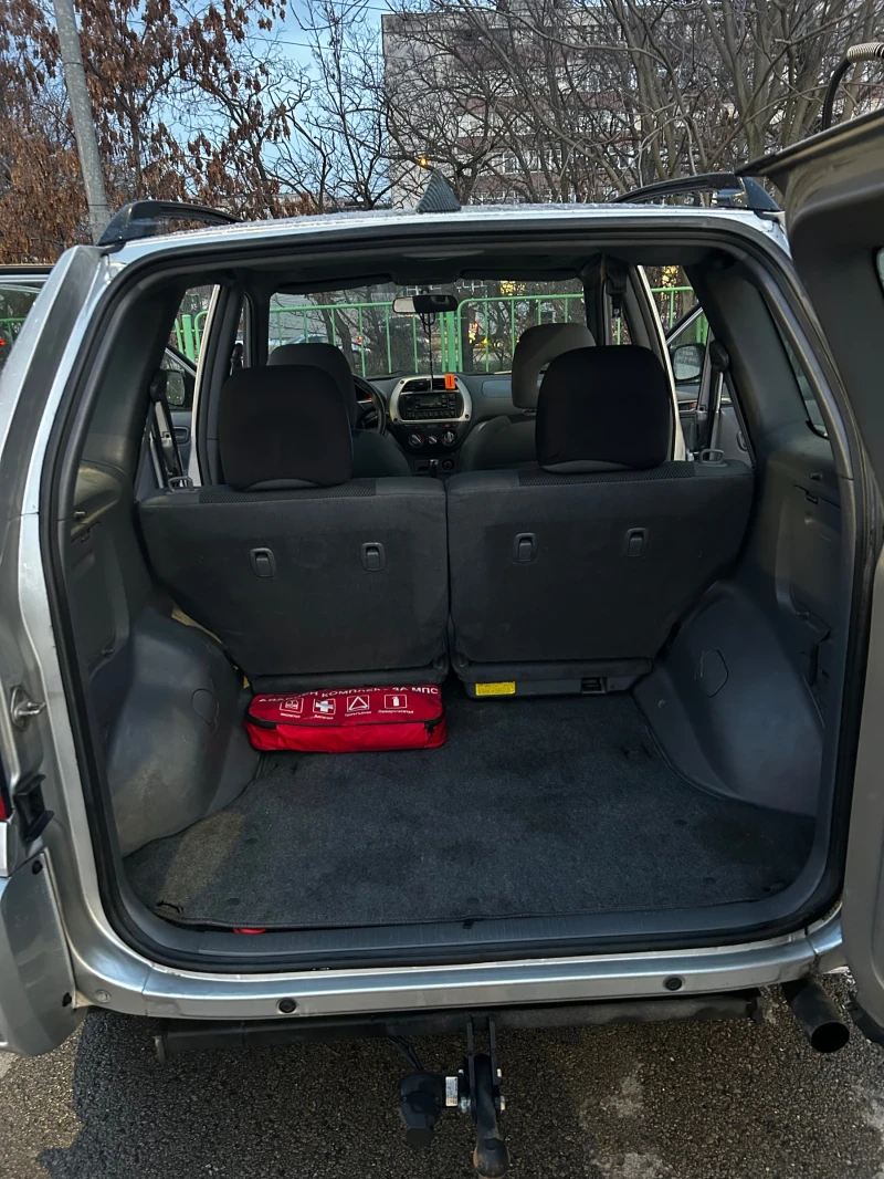 Toyota Rav4, снимка 11 - Автомобили и джипове - 52857070