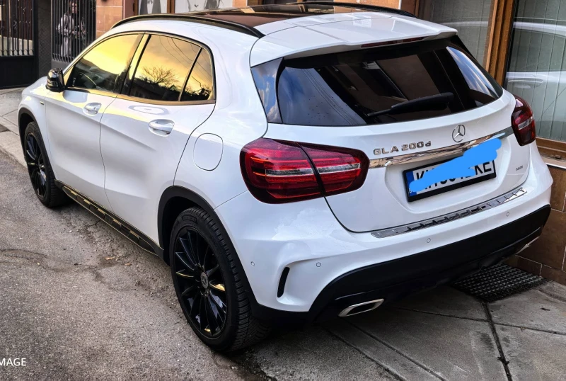 Mercedes-Benz GLA 200, снимка 5 - Автомобили и джипове - 53124402