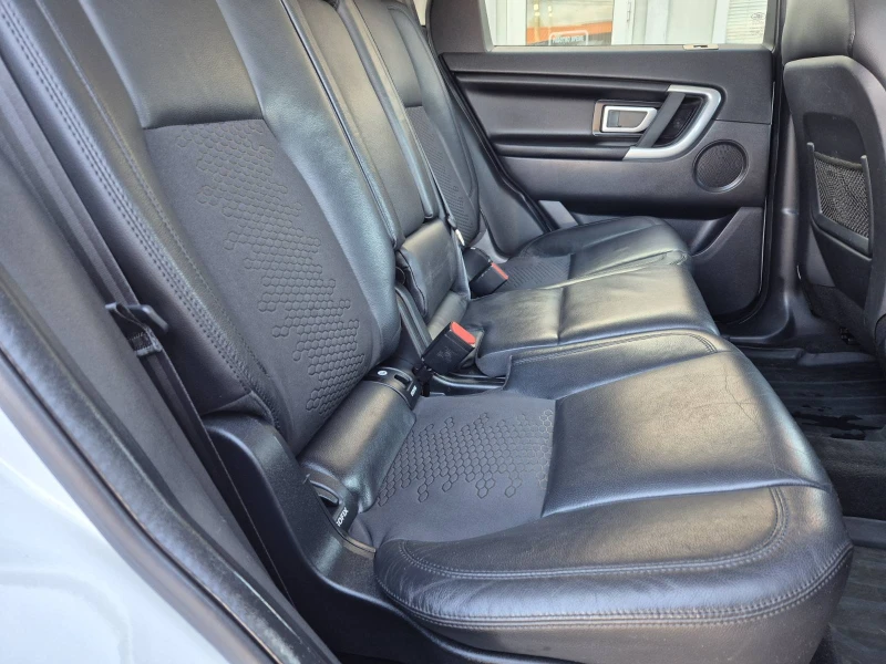 Land Rover Discovery Sport 2.0D-4X4-AUTOMATIC-170000км, снимка 13 - Автомобили и джипове - 53527986
