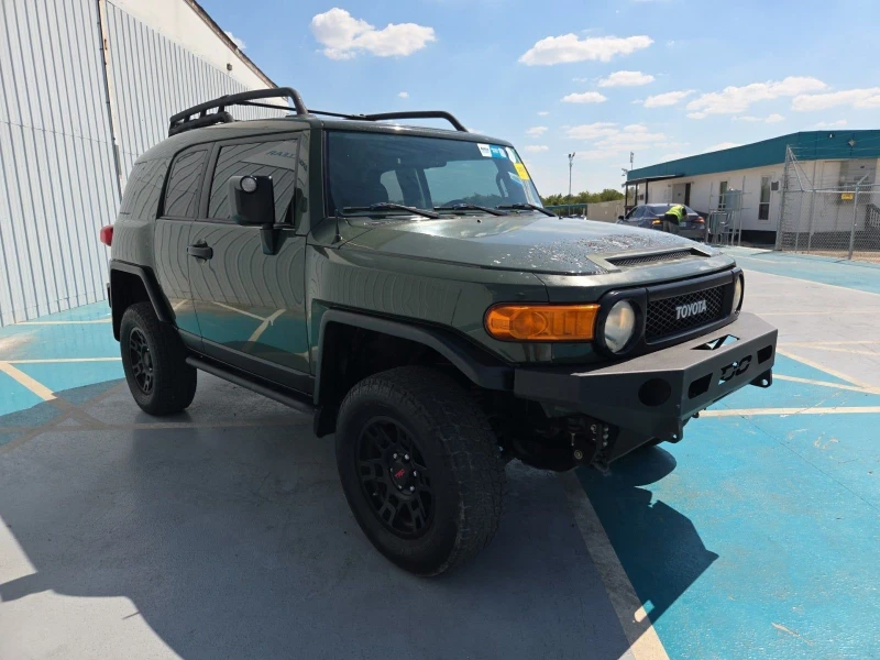 Toyota Fj cruiser 2011 Toyota FJ Cruiser wRear Doors - 38000 лв. / 19429.09 € - 36512837 1