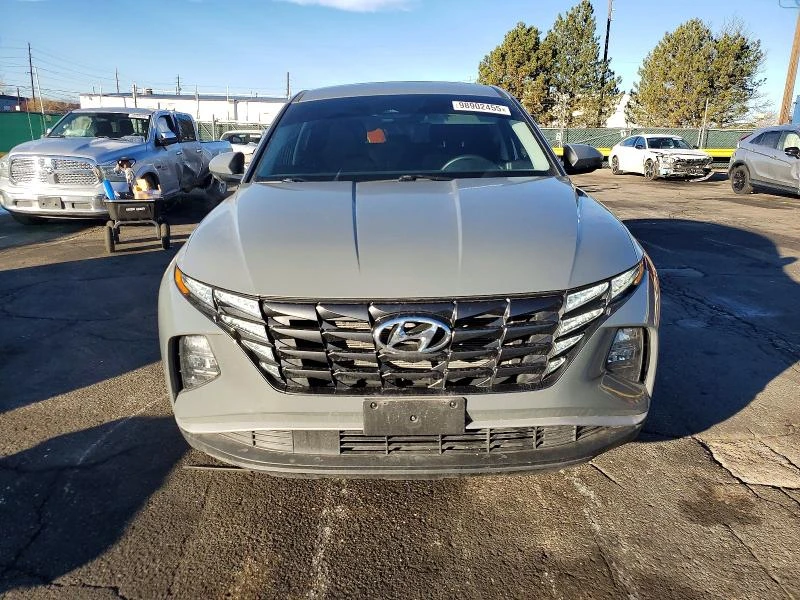 Hyundai Tucson 2.5L 4 ALL WHEEL DRIVE, снимка 5 - Автомобили и джипове - 53829149