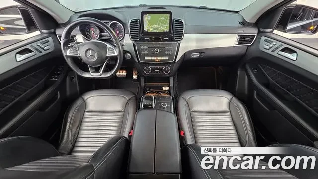 Mercedes-Benz GLE 350 4 Matic , снимка 3 - Автомобили и джипове - 55009348