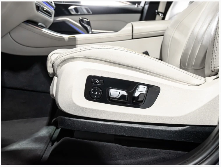 BMW X5 * xDrive40i * ДИСТРОНИК * 360 КАМЕРА * ЛАЗЕРИ * , снимка 6 - Автомобили и джипове - 55223042