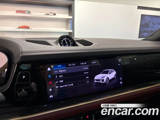 Porsche Cayenne, снимка 17 - Автомобили и джипове - 56081637