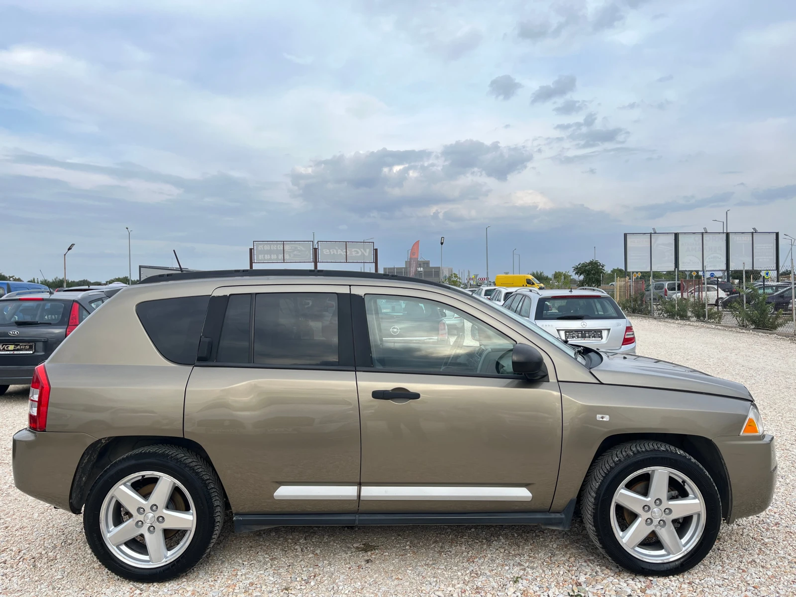 Jeep Compass 2.0TDI-140к.с., ЛИЗИНГ - изображение 8