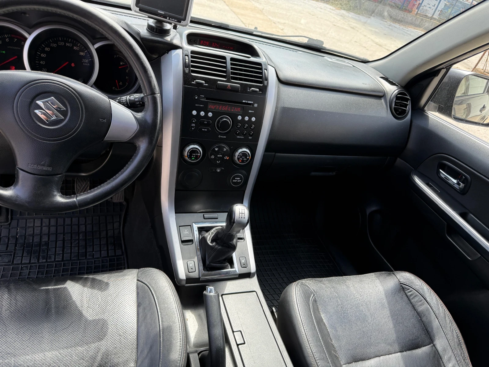 Suzuki Grand vitara 1.6 бензин - изображение 7