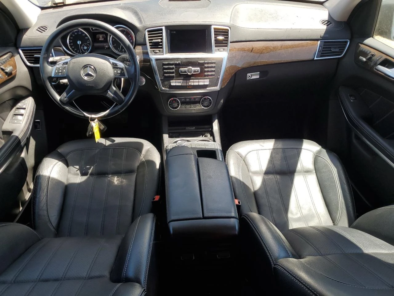 Mercedes-Benz GL 450 4MATIC* KEYLESS* 7 МЕСТНА* НАЛИЧНА БРОНЯ - изображение 8