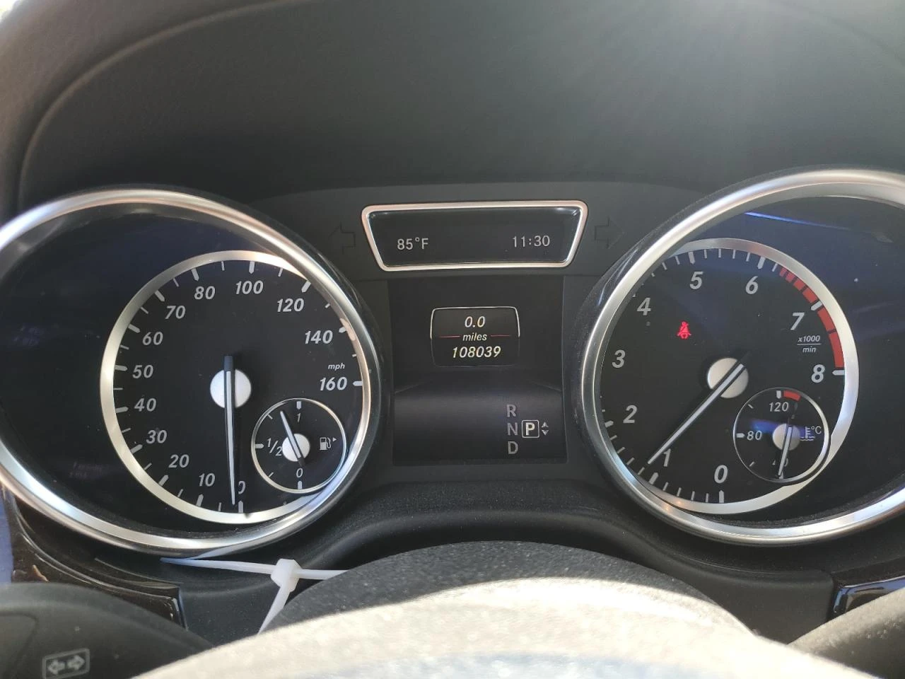 Mercedes-Benz GL 450 4MATIC* KEYLESS* 7 МЕСТНА* НАЛИЧНА БРОНЯ - изображение 9