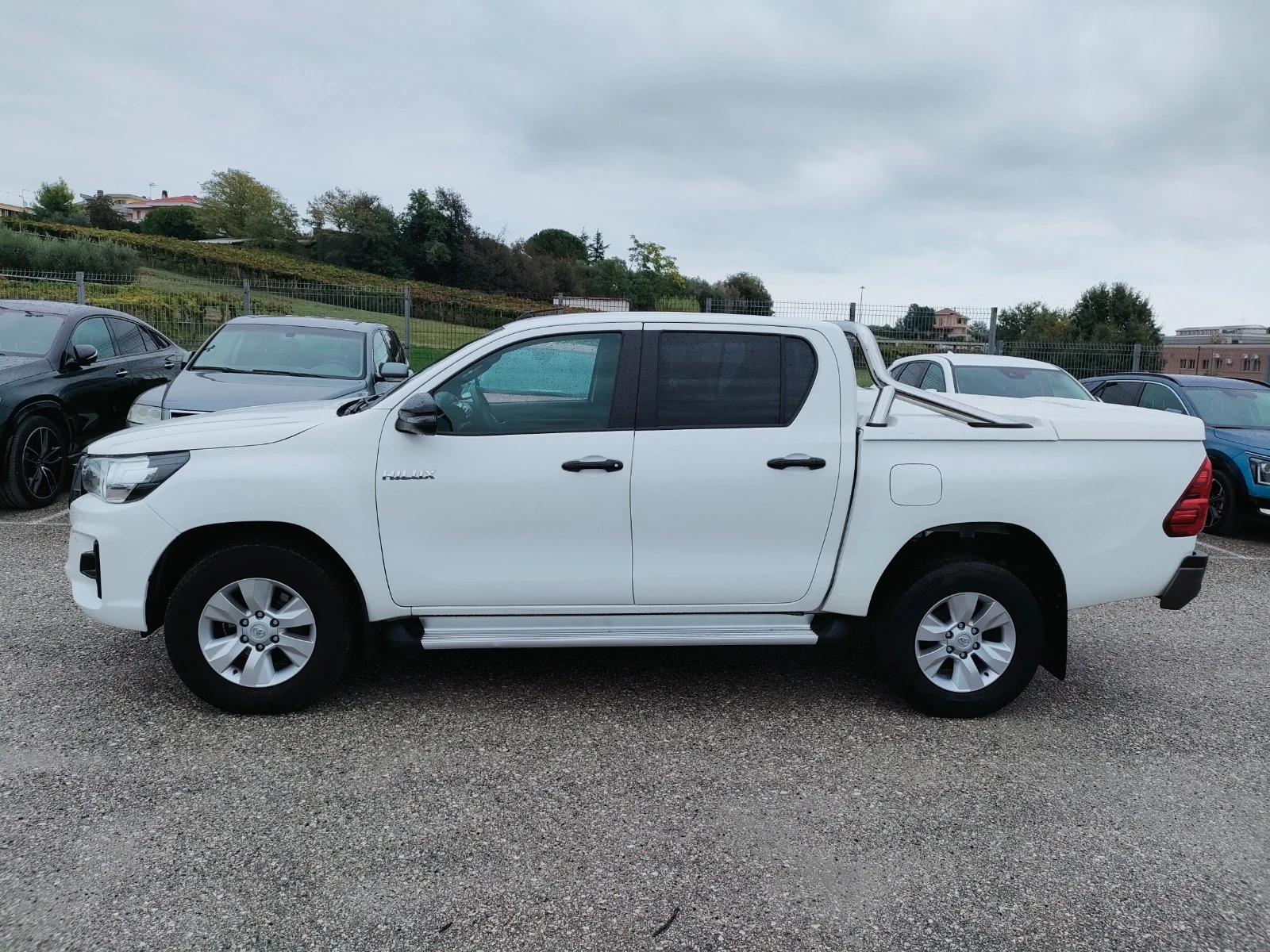 Toyota Hilux 2.4 D4D 100%  -  !!!!! | Mobile.bg   2