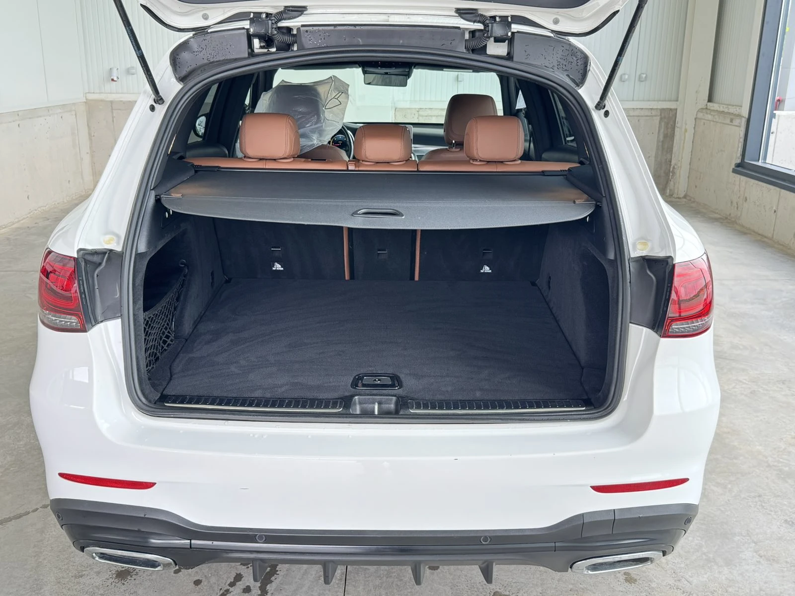 Mercedes-Benz GLC 220 d 4MATIC AMG, снимка 7 - Автомобили и джипове - 53294874