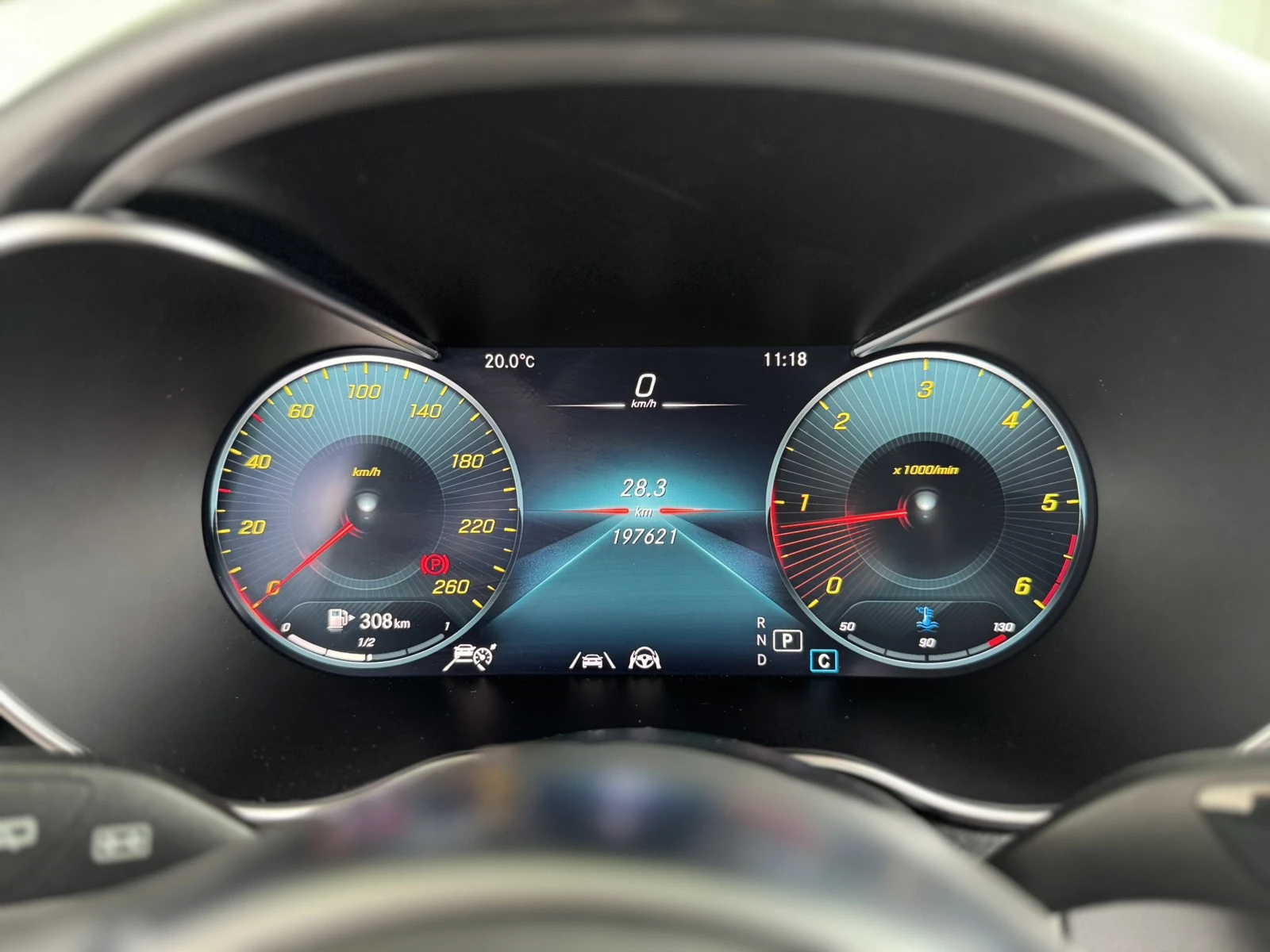 Mercedes-Benz GLC 220 d 4MATIC AMG, снимка 14 - Автомобили и джипове - 53294874