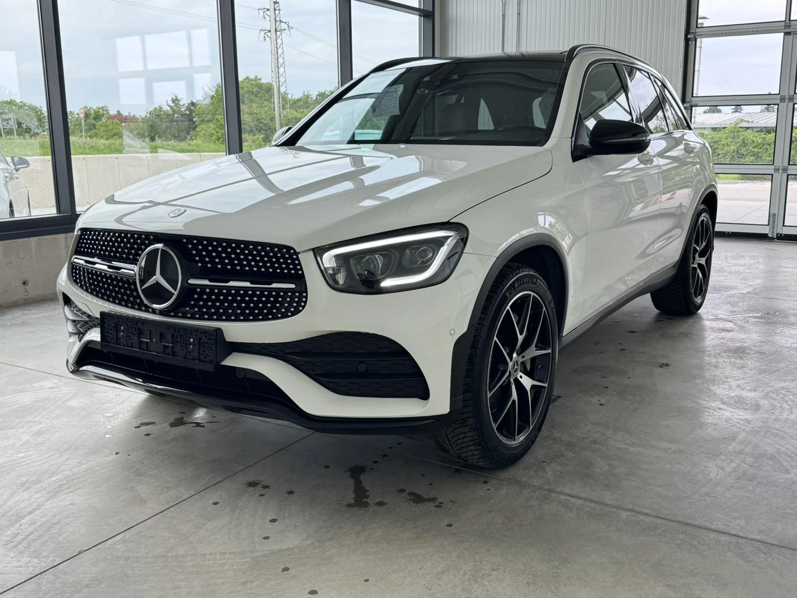 Mercedes-Benz GLC 220 d 4MATIC AMG, снимка 3 - Автомобили и джипове - 53294874