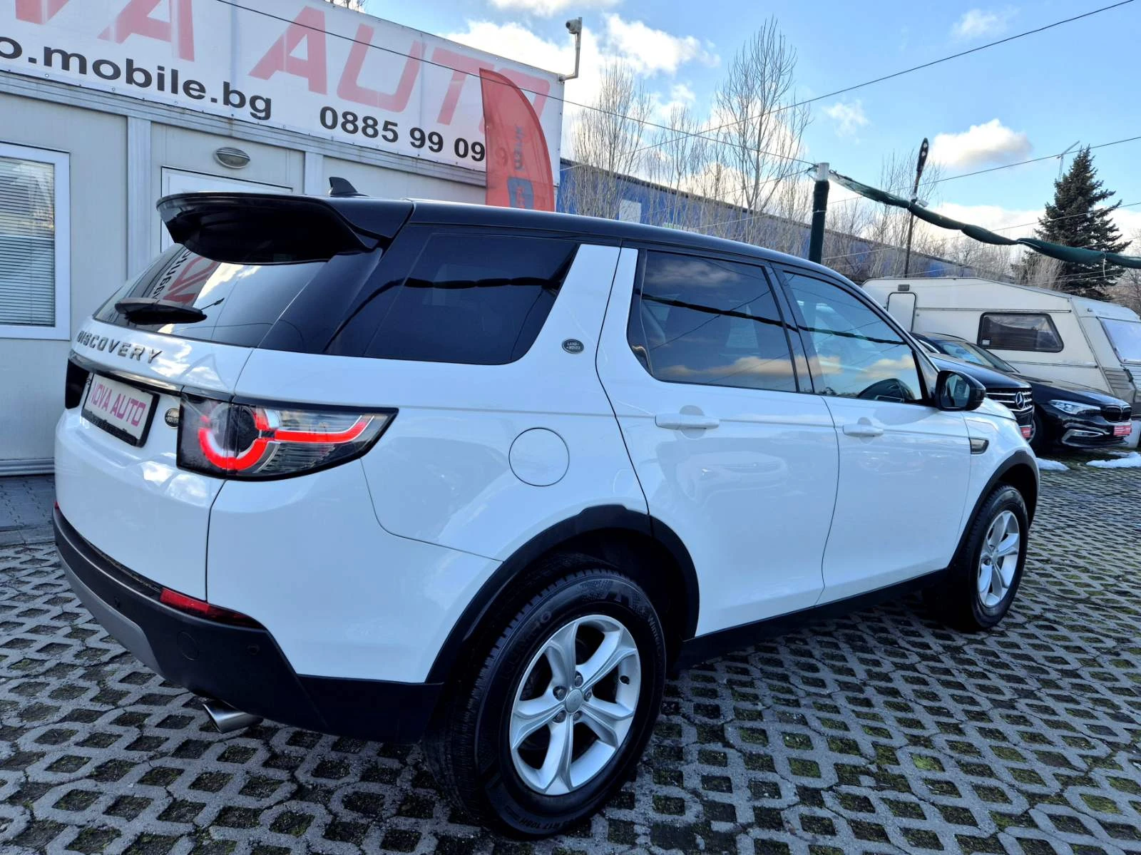 Land Rover Discovery Sport 2.0D-4X4-AUTOMATIC-170000км - изображение 4