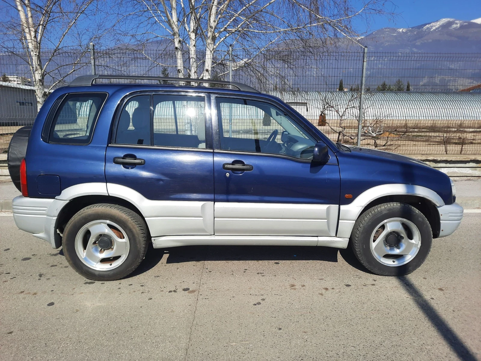 Suzuki Grand vitara 2.5i AUTOMATIC , снимка 6 - Автомобили и джипове - 53774170