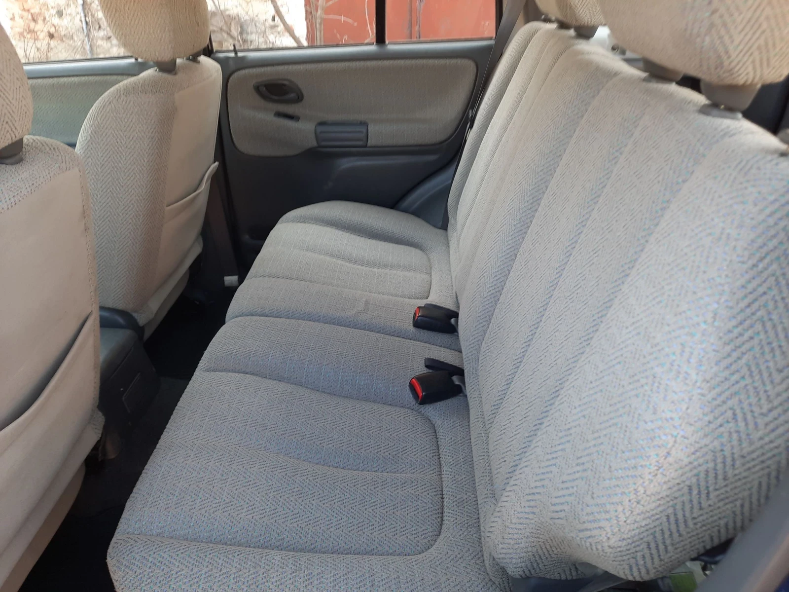 Suzuki Grand vitara 2.5i AUTOMATIC , снимка 11 - Автомобили и джипове - 53774170