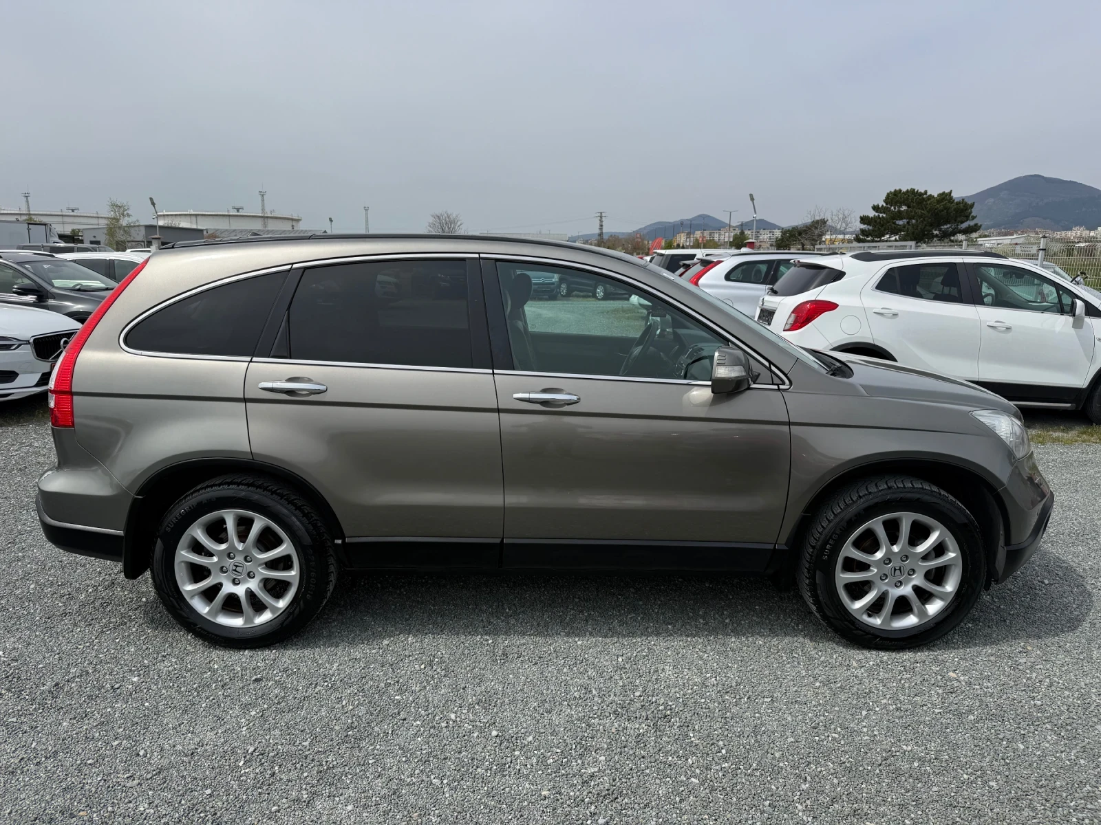 Honda Cr-v (KATO НОВА)^(4x4), снимка 4 - Автомобили и джипове - 54205563