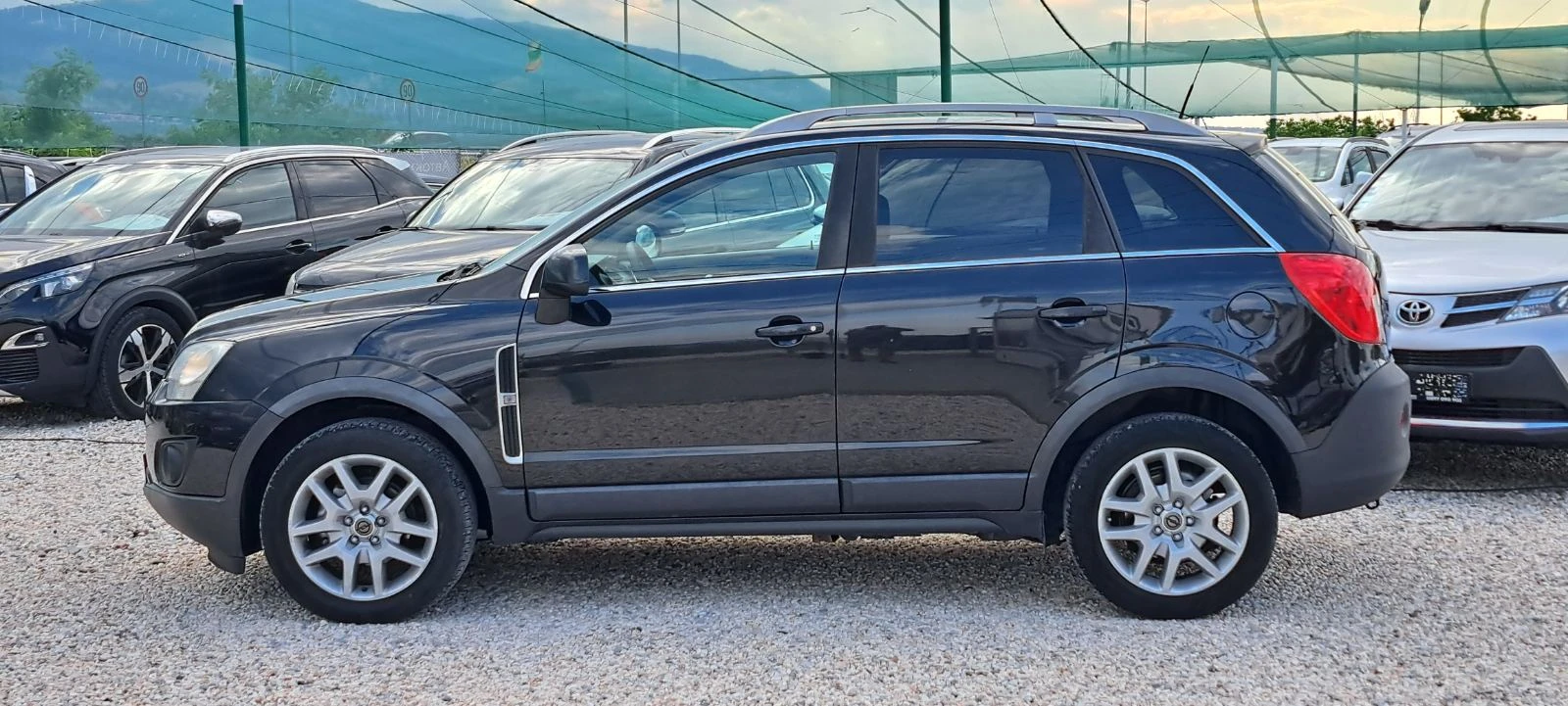 Opel Antara 2.2 CDTI 163kc 4x4 Кожа, Подгрев, 6-скорост Италия, снимка 4 - Автомобили и джипове - 54932889