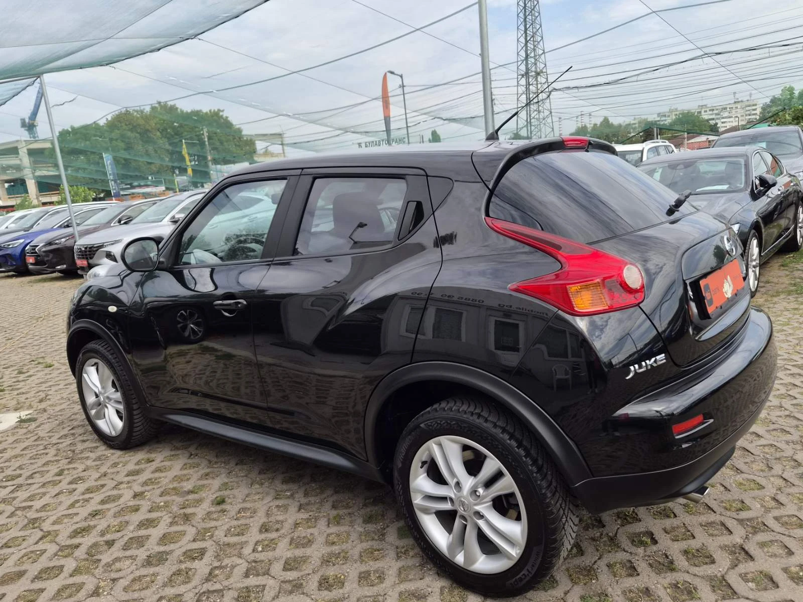 Nissan Juke 1.5D, снимка 2 - Автомобили и джипове - 56051235