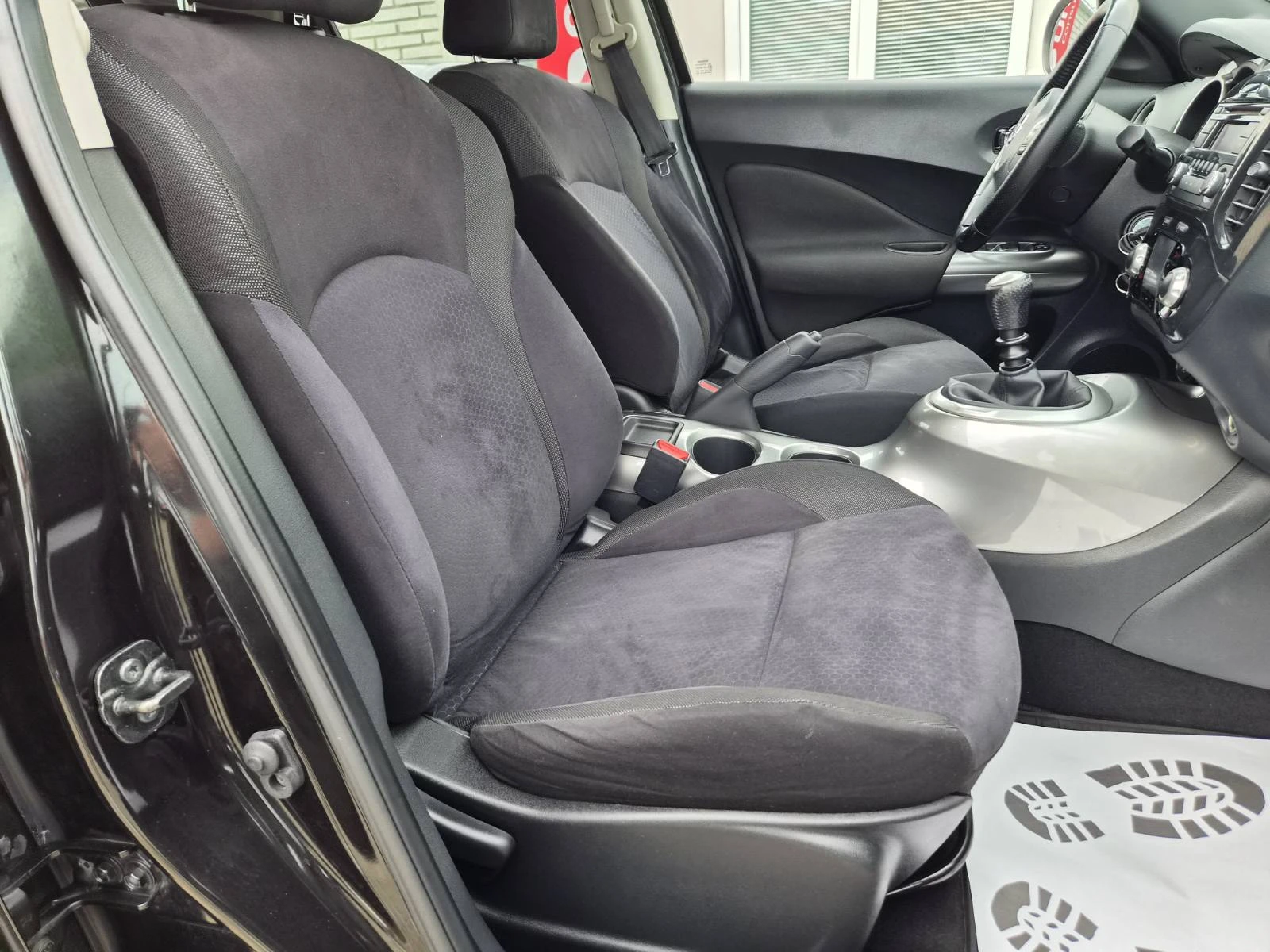 Nissan Juke 1.5D, снимка 11 - Автомобили и джипове - 56051235