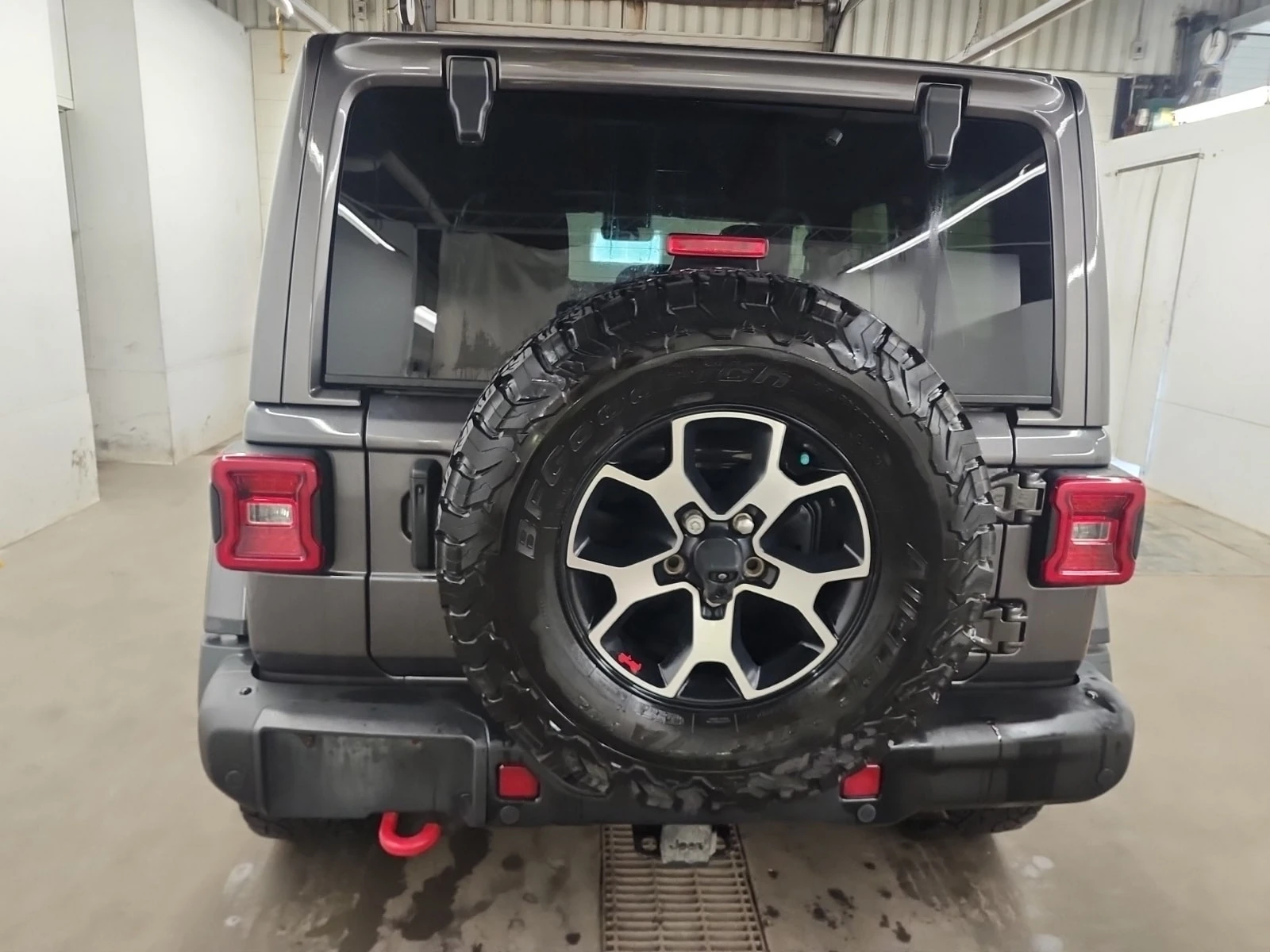 Jeep Wrangler * UNLIMITED RUBICON* АВТОКРЕДИТ* , снимка 17 - Автомобили и джипове - 56090471