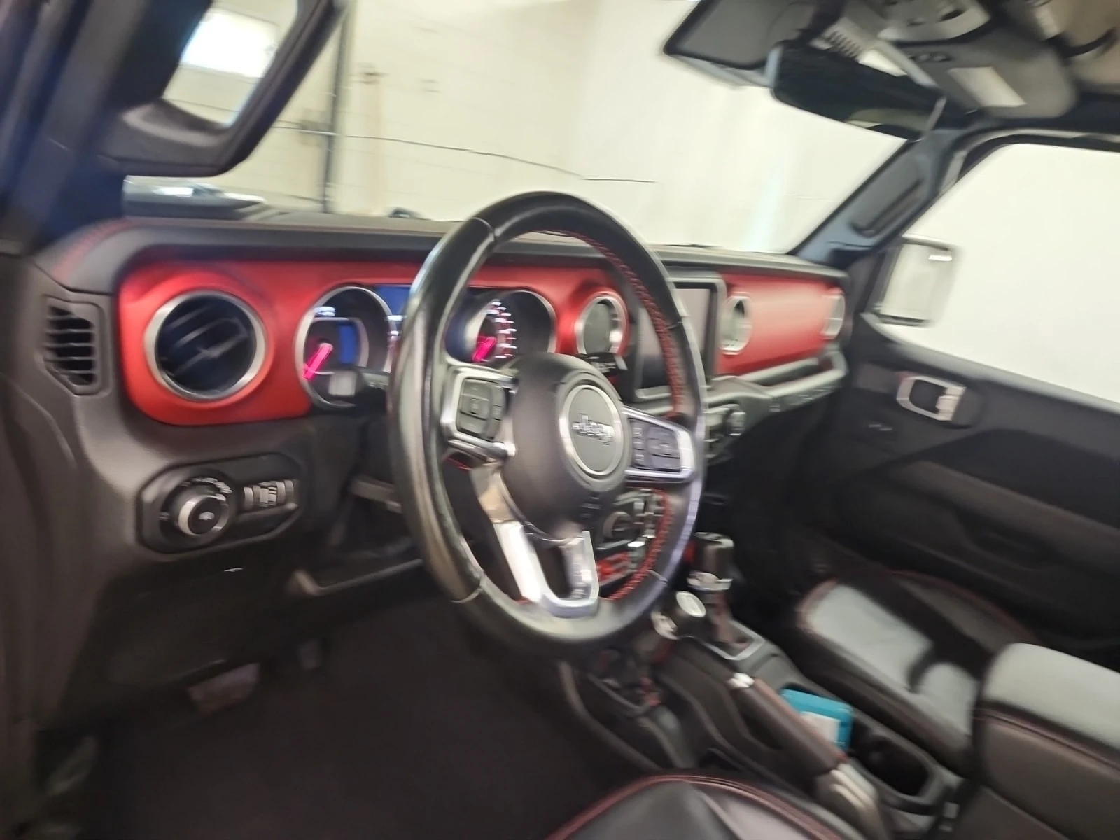 Jeep Wrangler * UNLIMITED RUBICON* АВТОКРЕДИТ* , снимка 10 - Автомобили и джипове - 56090471
