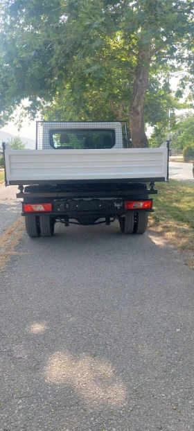 Ford Transit 2.2 TDCI  клима тристранен, снимка 8