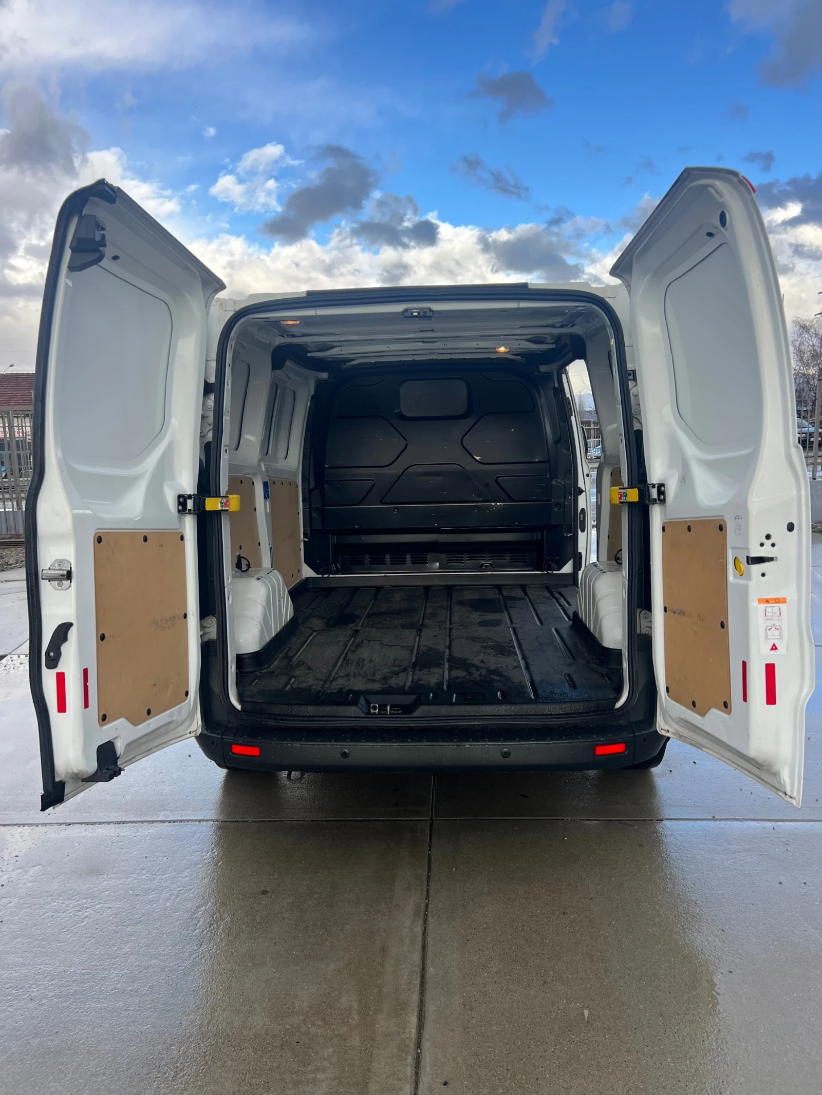 Ford Transit Custom 2.0TDCI Обслужен!!! 143.000км!!!, снимка 9 - Бусове и автобуси - 53824680