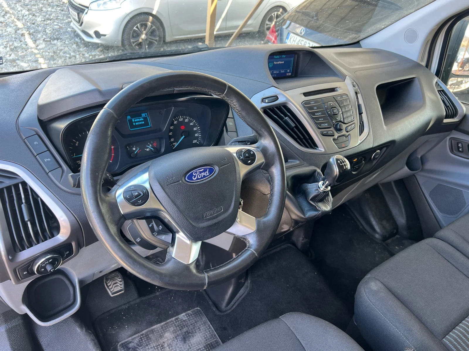 Ford Transit Custom 2.0TDCI Обслужен!!! 143.000км!!!, снимка 11 - Бусове и автобуси - 53824680