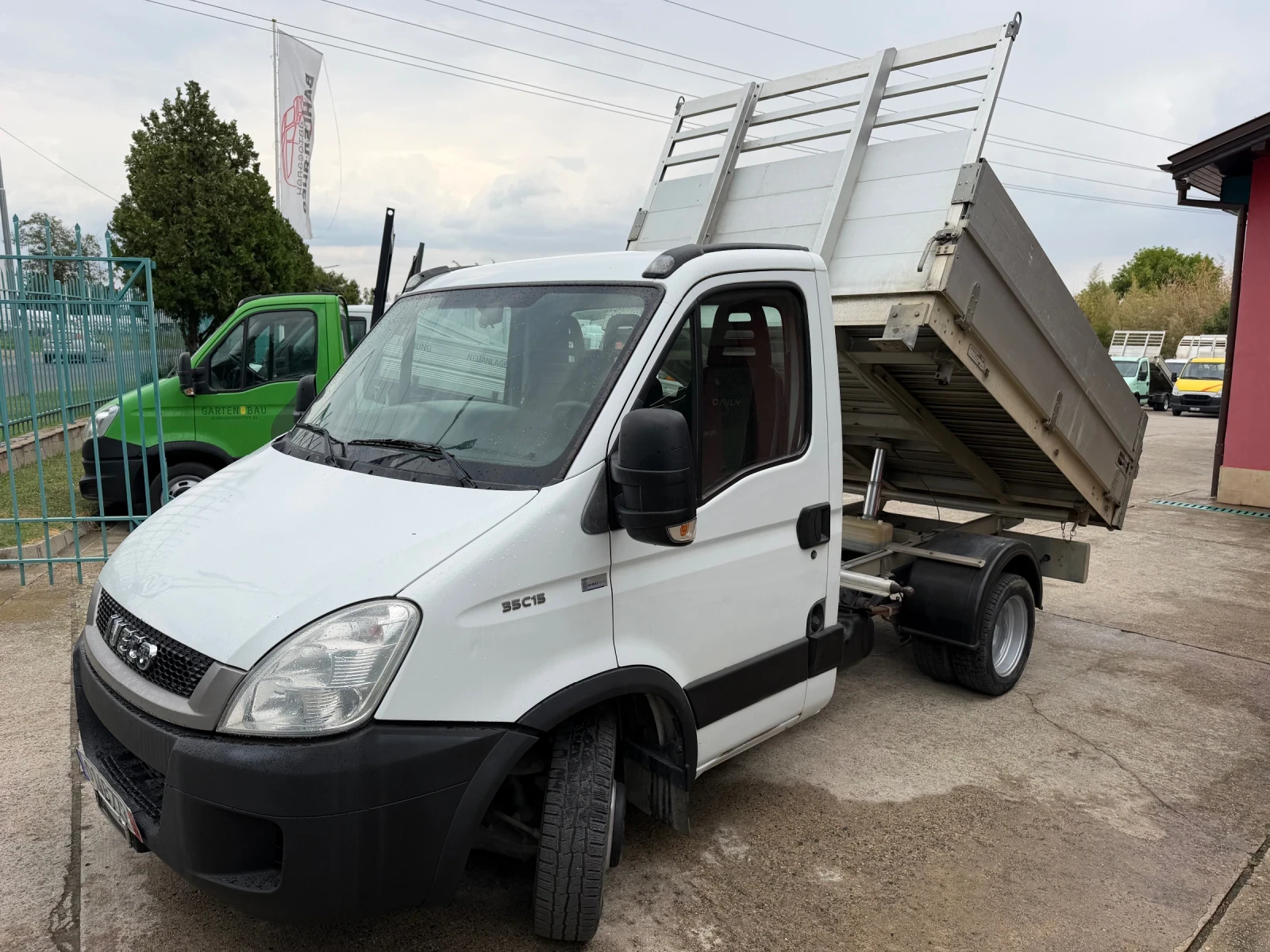 Iveco Daily 35C15* 3.0HPI* Тристранен самосвал* 2.90 метра кош, снимка 2 - Бусове и автобуси - 55588638