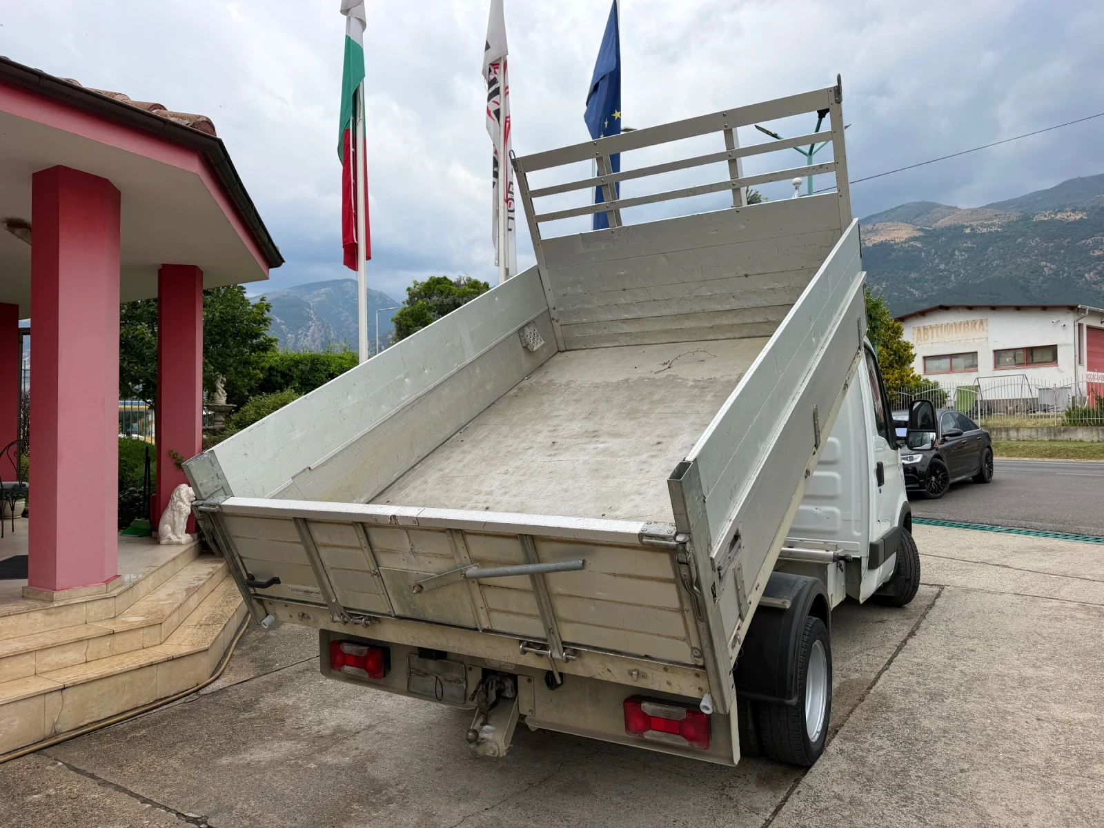 Iveco Daily 35C15* 3.0HPI* Тристранен самосвал* 2.90 метра кош, снимка 10 - Бусове и автобуси - 55588638