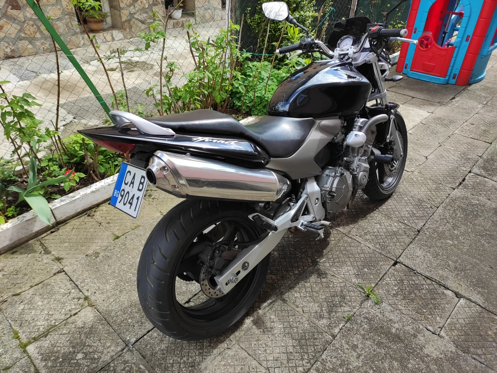 Honda Hornet 600 - изображение 10