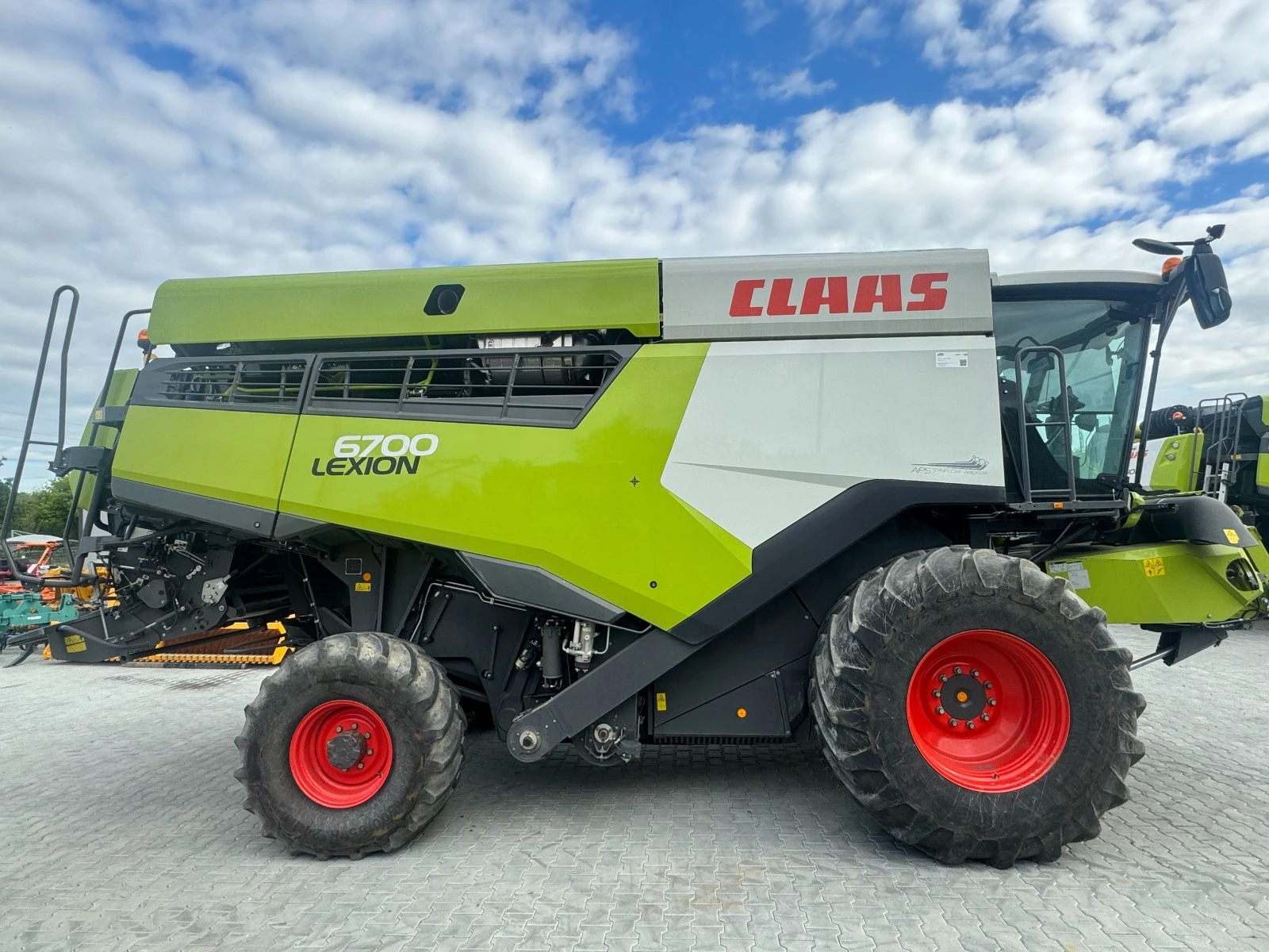 Комбайн Claas LEXION 6700 - изображение 4