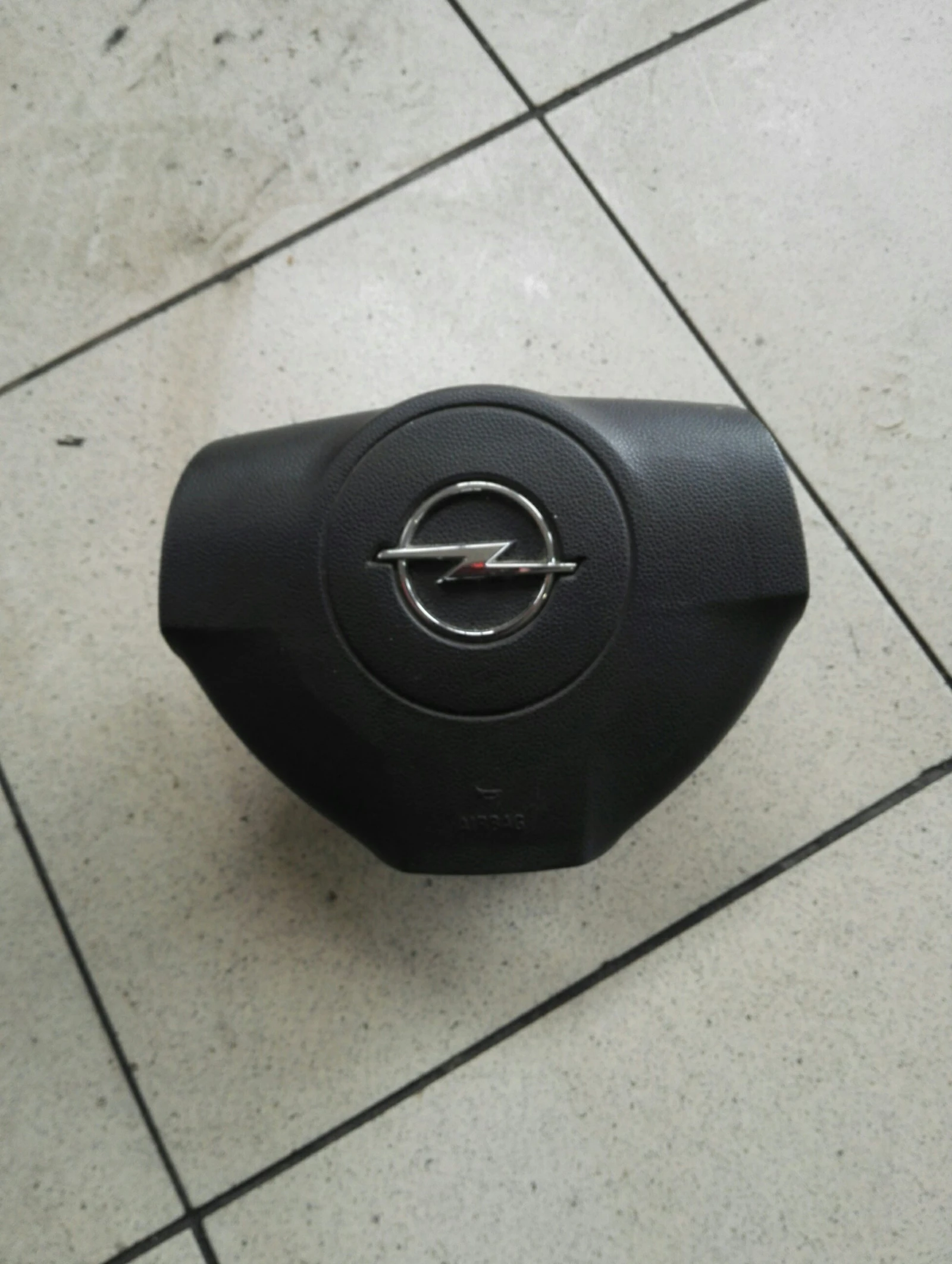 ������ ����� ���� ����� � 1.7���� | Mobile.bg � ����������� 1